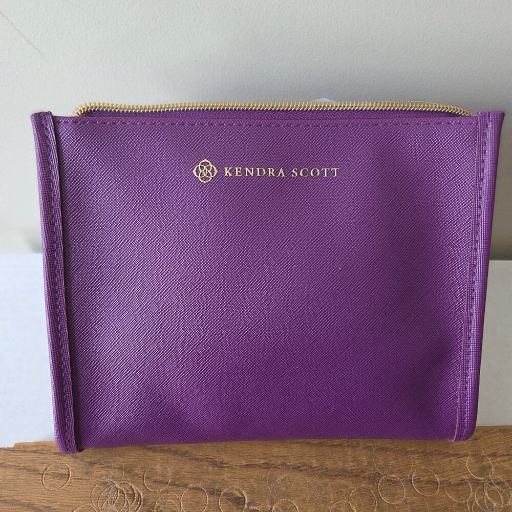 Kendra Scott Zippered Travel Pouch in Purple--NWT
